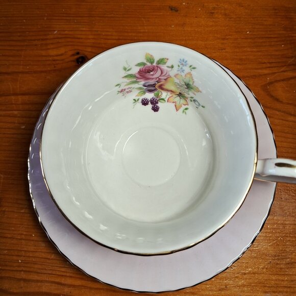 Paragon vintage bone china teacup & saucer, white, gold, pink - Picture 2 of 8